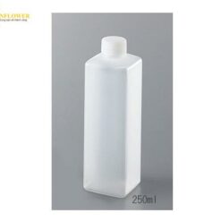 Lọ chai nhựa hình chữ nhật 250mL AS ONE 2-9557-53, đóng gói 50 chiếc/ hộp