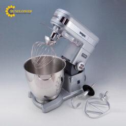 Máy khuấy trộn đứng 12 tốc độ 41 - 176rpm WARING WSM7Q